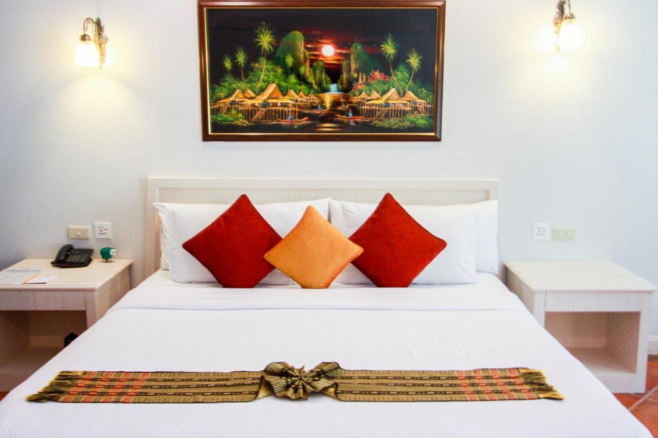 Karon Sea Sands Resort Exterior foto